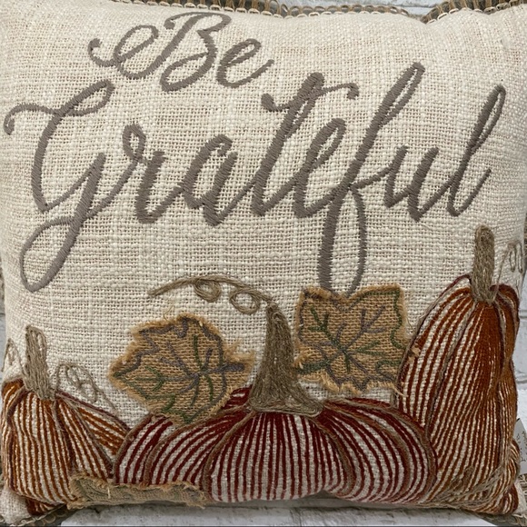 Wendy Bellisimo Purva Hello Fall Be Grateful Autum Fall Themed Accent Pillows - Picture 14 of 15